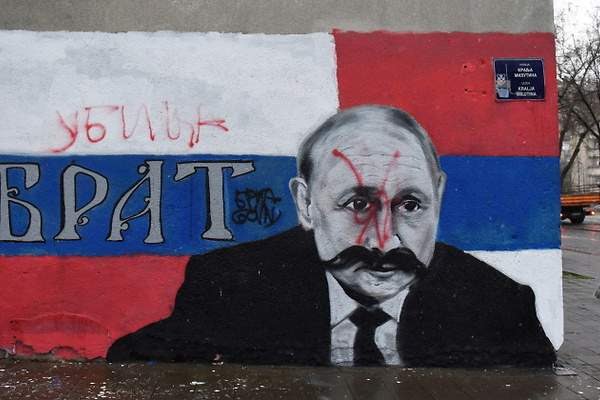 600x400_putin-mural-economia